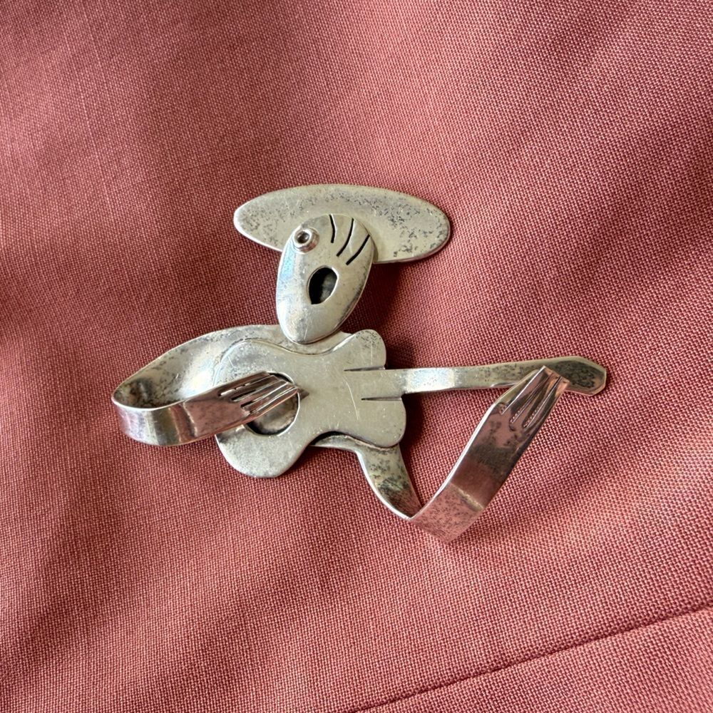 Vintage Artisan Sterling Silver Mexico Taxco Musician Brooch